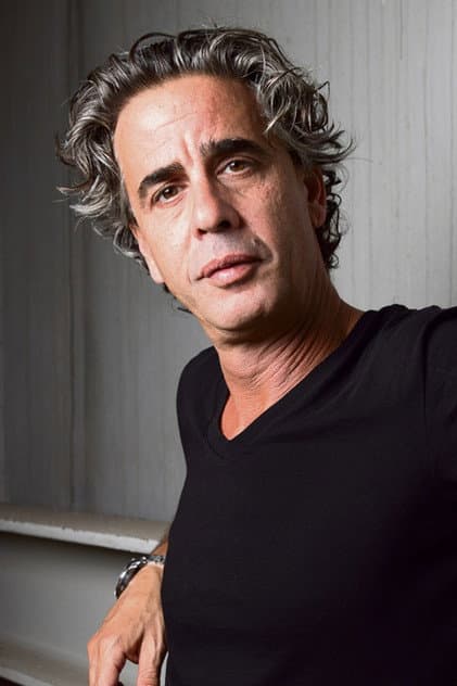 ניר לוי