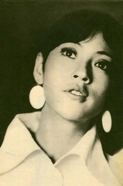 集三枝子